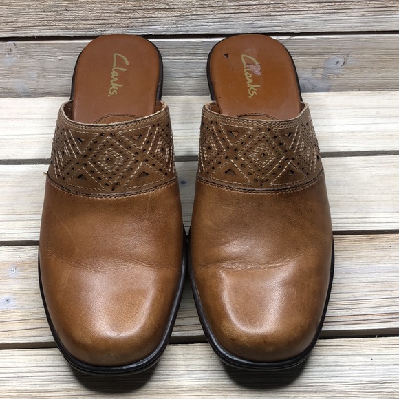 Clarks Tan Slip on Leather 8M Mules - Picture 2 of 7